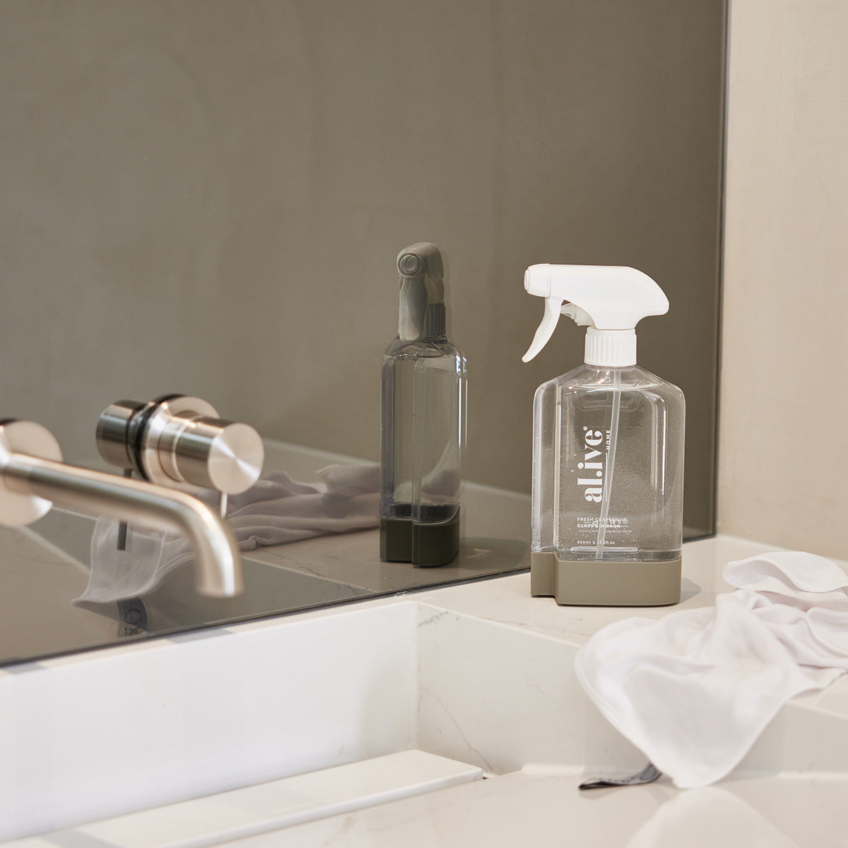 Alive Body Glass &amp; Mirror Cleaning Kit