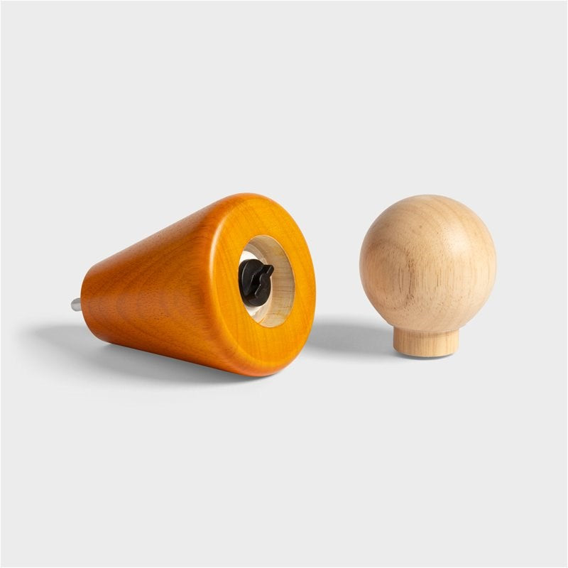 &Klevering Halma Salt & Pepper Grinder Halma - Small Orange