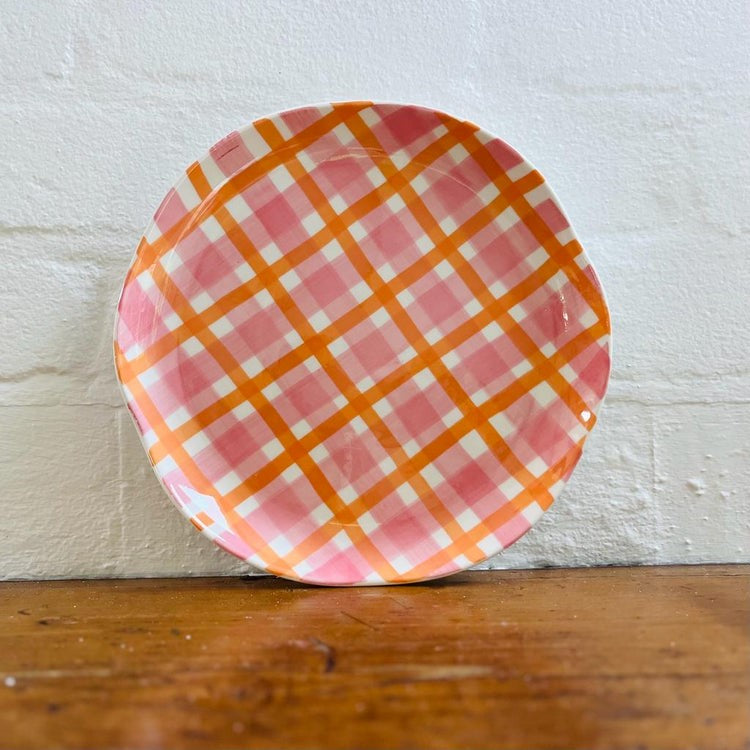 Noss & Co Single Dinner Plate - Pink & Orange Gingham