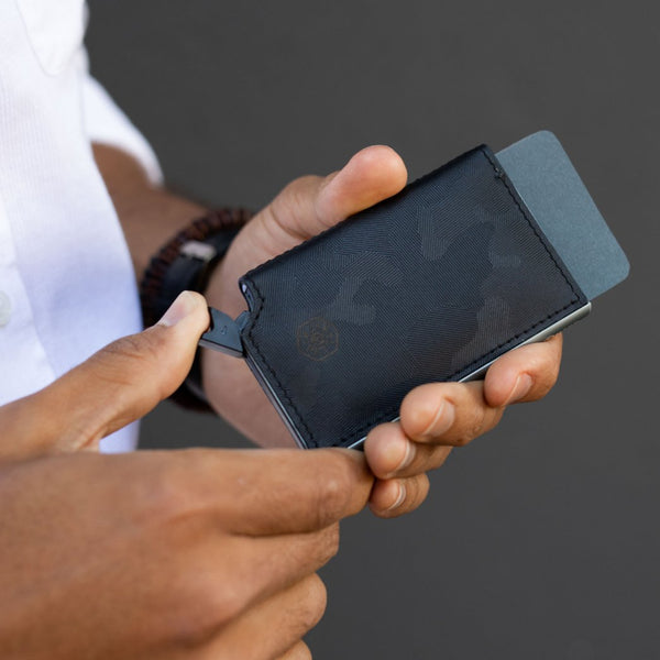 Jekyll and Hide Havana Card Slide Wallet - Camo