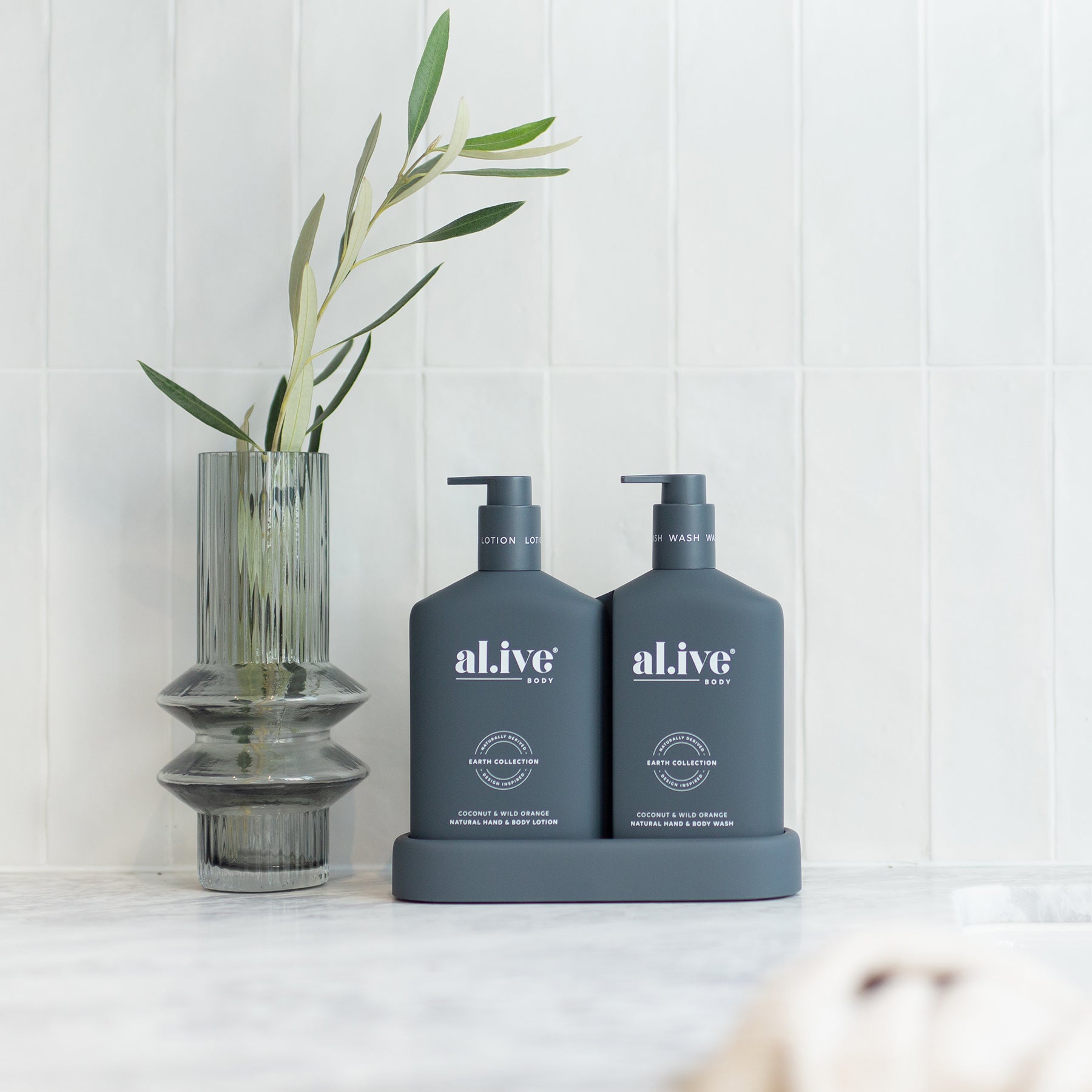 ALIVE BODY WASH & LOTION DUO + TRAY - COCONUT & WILD ORANGE